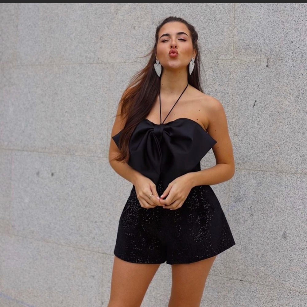 Black bow trim sequin short jumpsuit, romper. - Picture 12 of 13